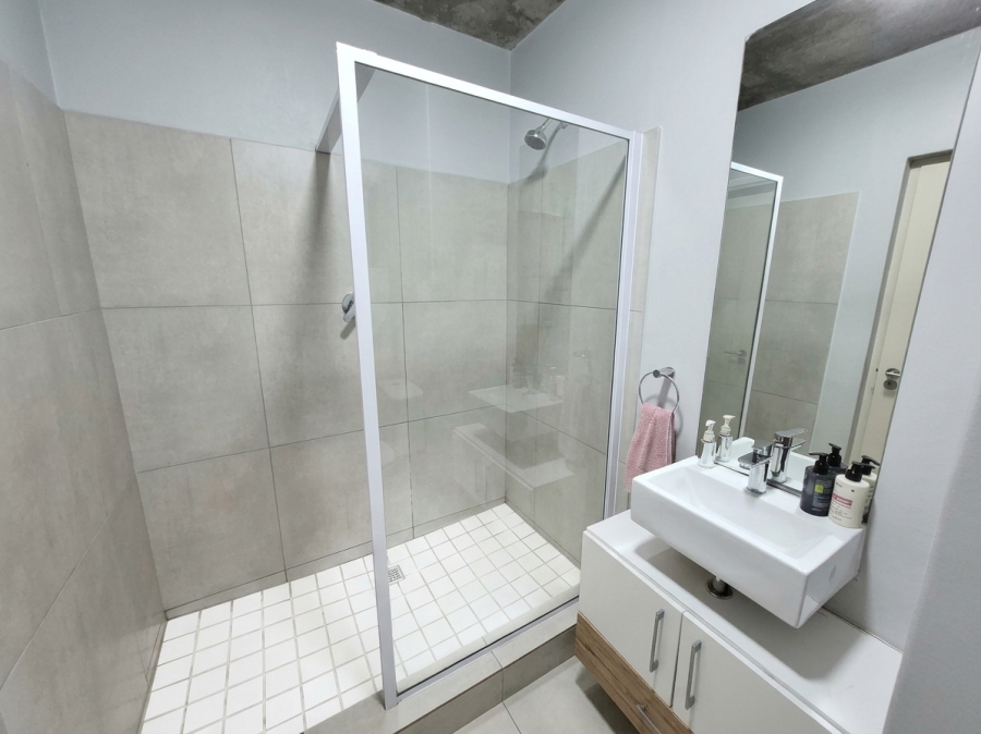To Let 1 Bedroom Property for Rent in Observatory Western Cape